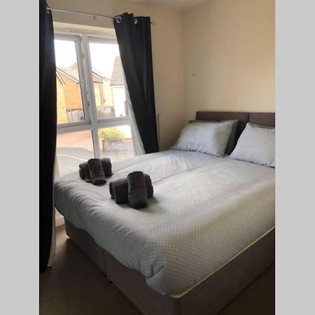 Dudley House **Staycation & Contractors** Sleeps 7 Tipton Exterior foto